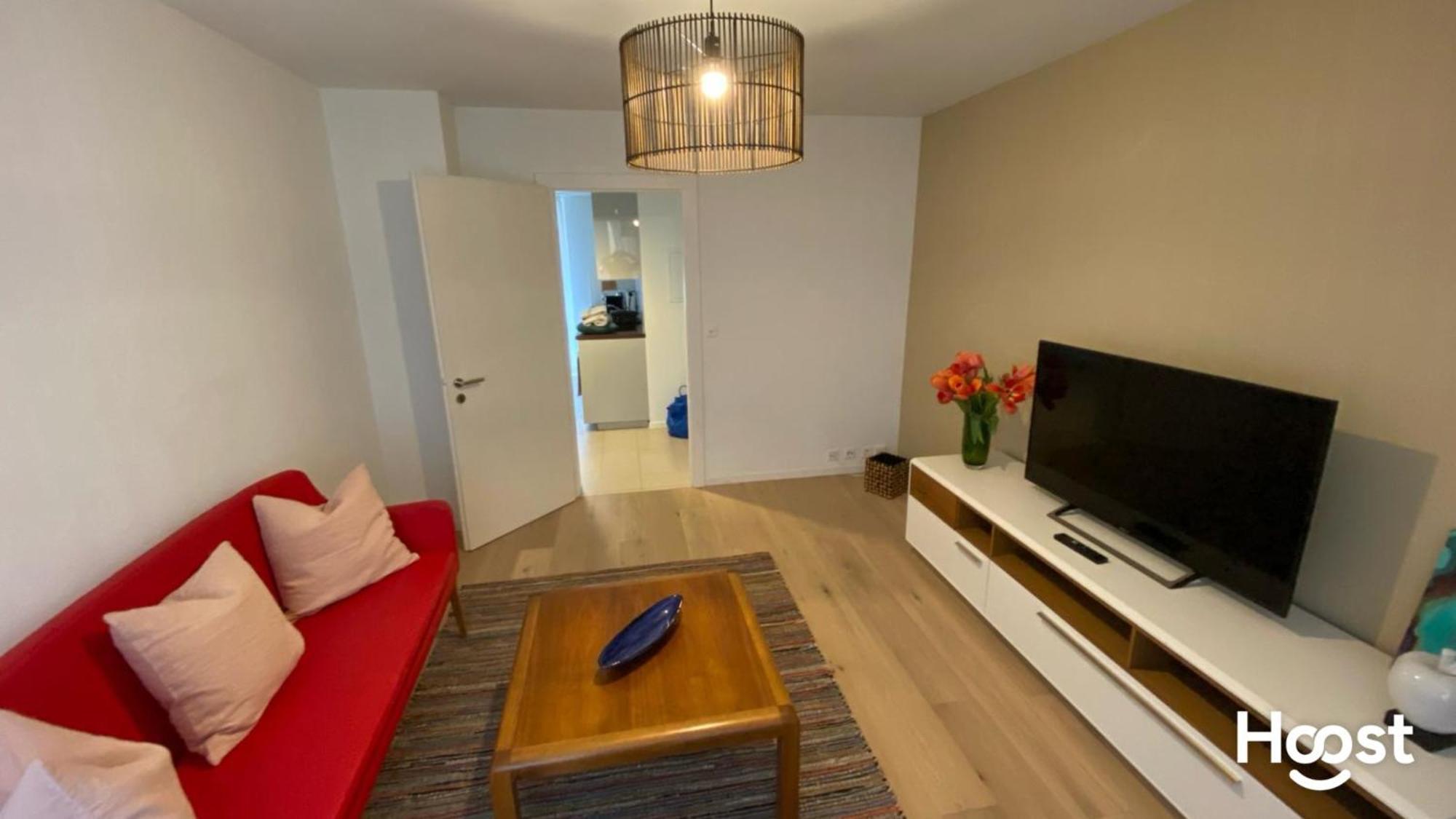 H2 With 3,5 Rooms, 2Br, Living Room And Kitchen, Central And Quite Zurich Extérieur photo